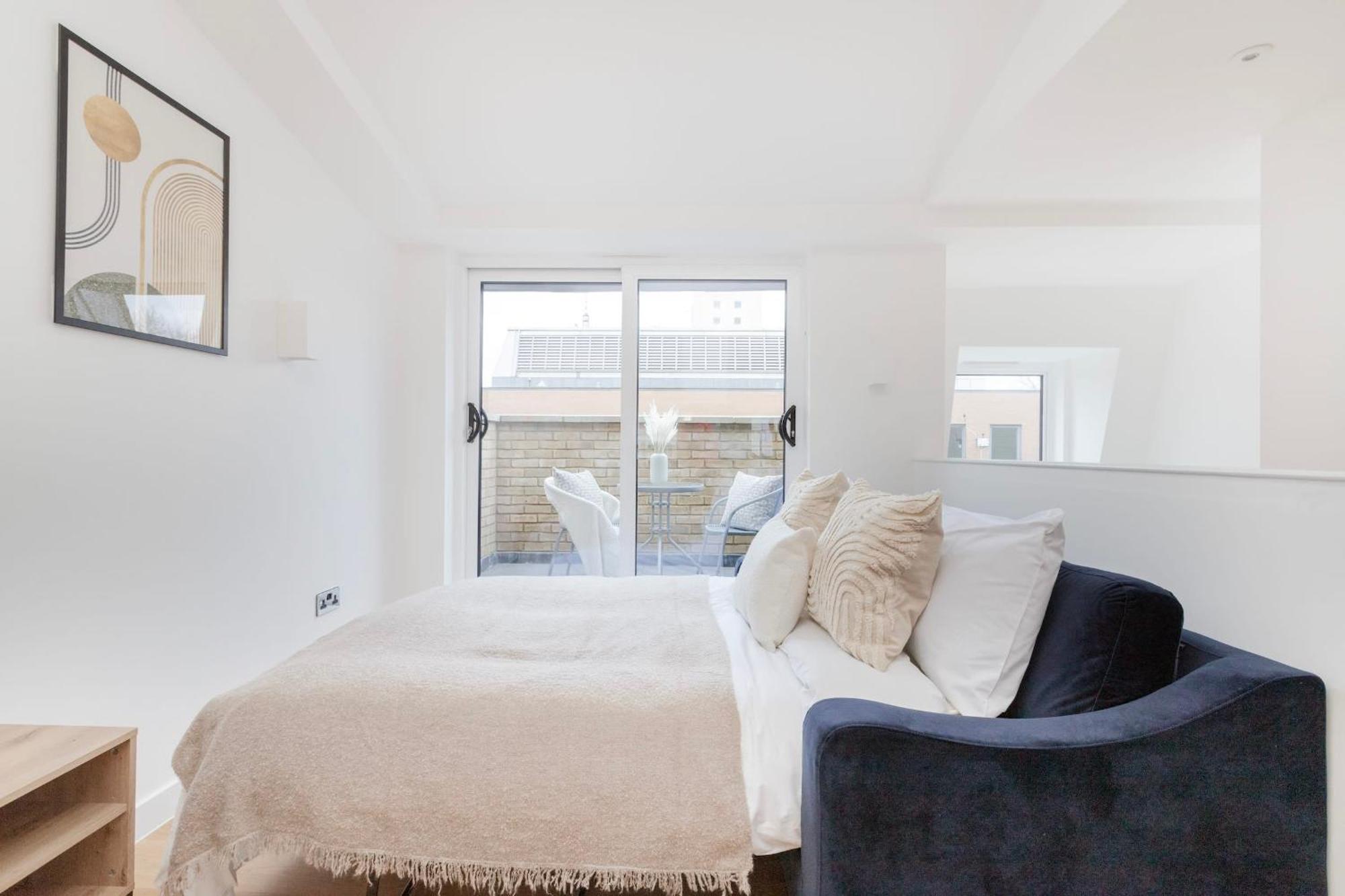 Fitzrovia & Soho - 2Br With Balcony - Cityapartmentstay Londra Esterno foto
